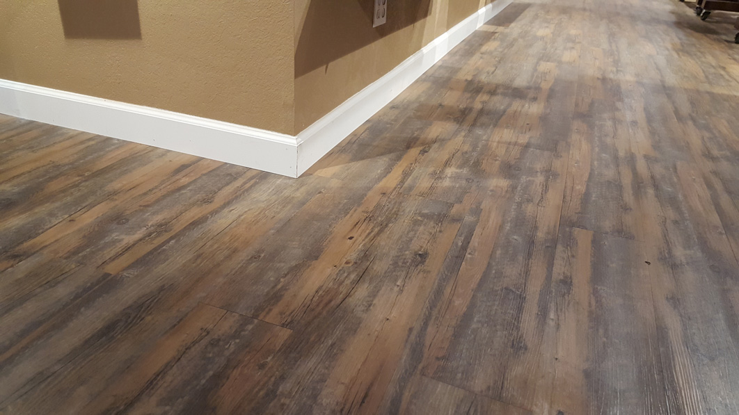 Pinnacle Barnwood 6 Modern Surface